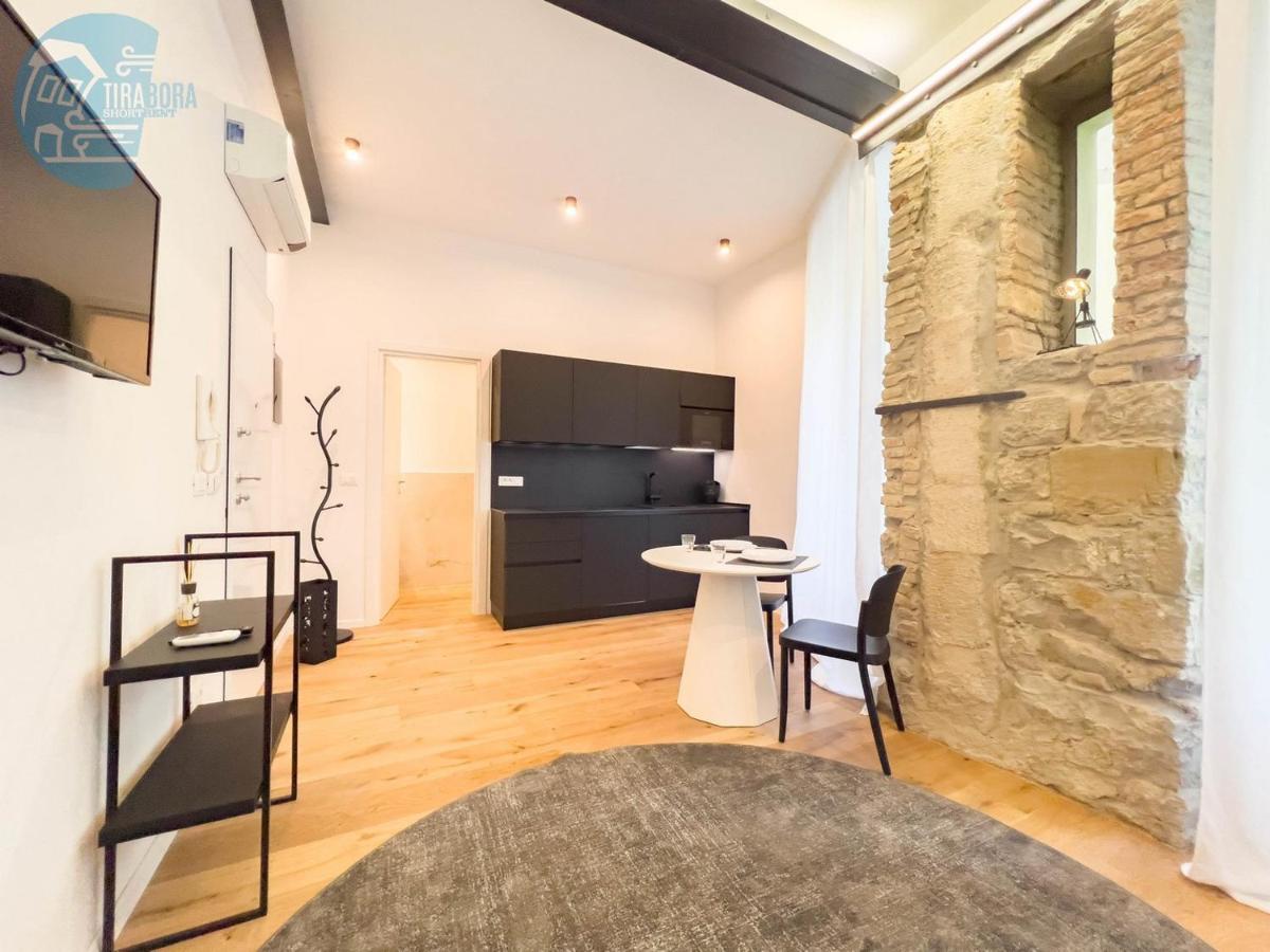 Appartamento Imbriani 2 Tirabora Short Rent Trieste